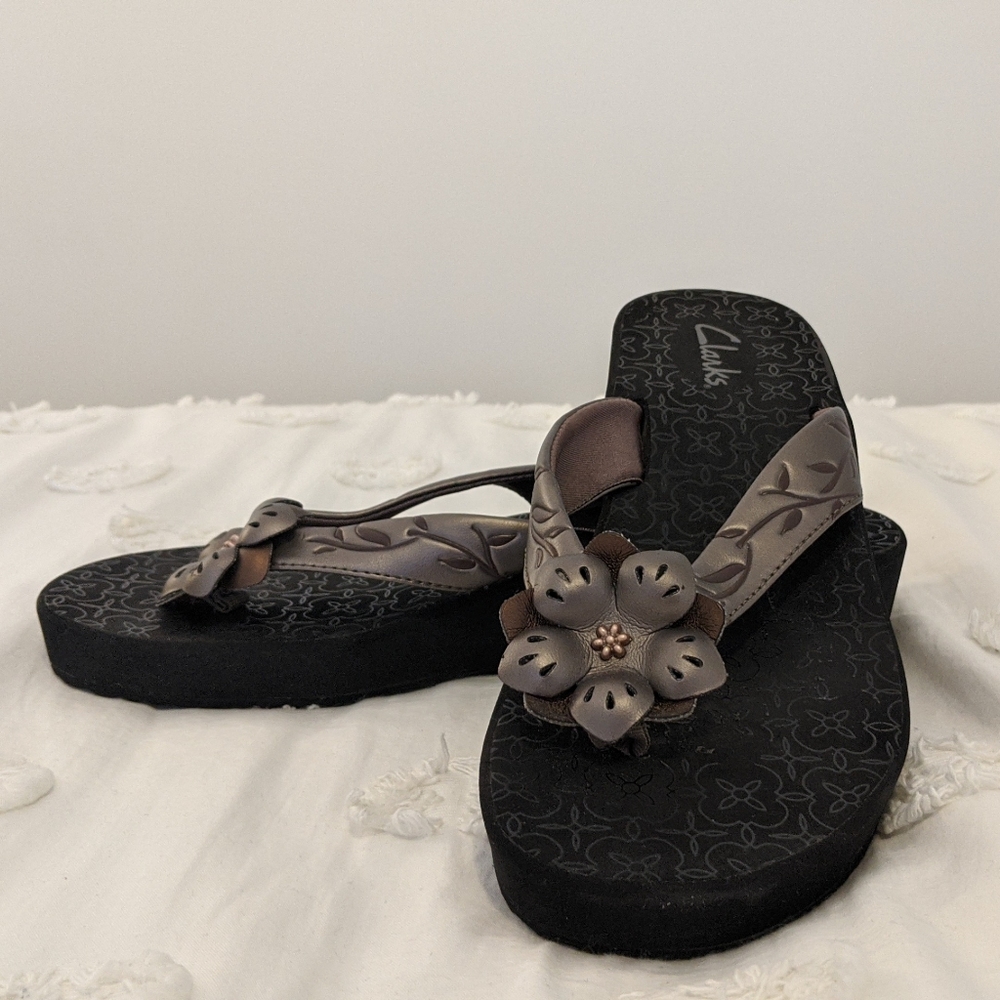 Clark's Flower Sandal